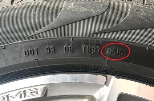 Mẹo tính tuổi thọ của lốp xe ô tô